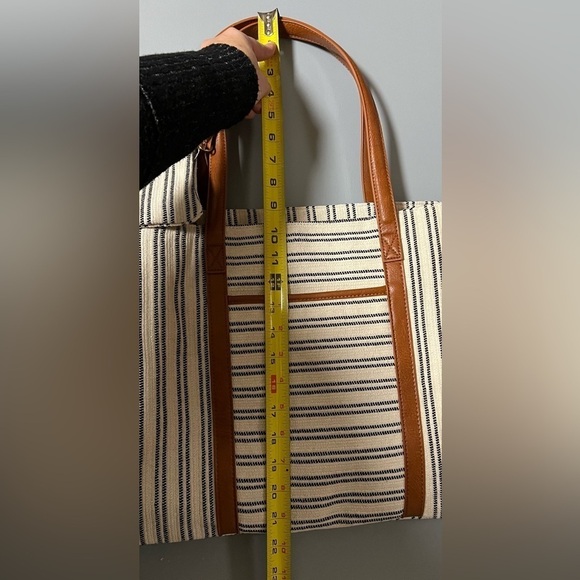 Madison West Overnight Tote and Sidekick Bag White With Black Stripes - Picture 12 of 14
